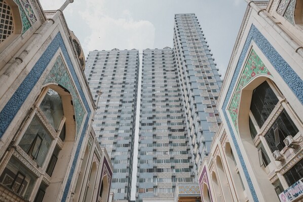 Exterior - RedDoorz Apartment @ Saladin Mansion Margonda (Depok)