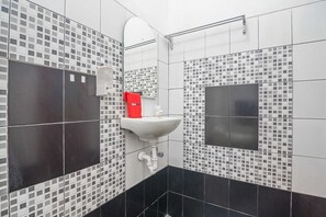 Kamar Double | Wastafel kamar mandi