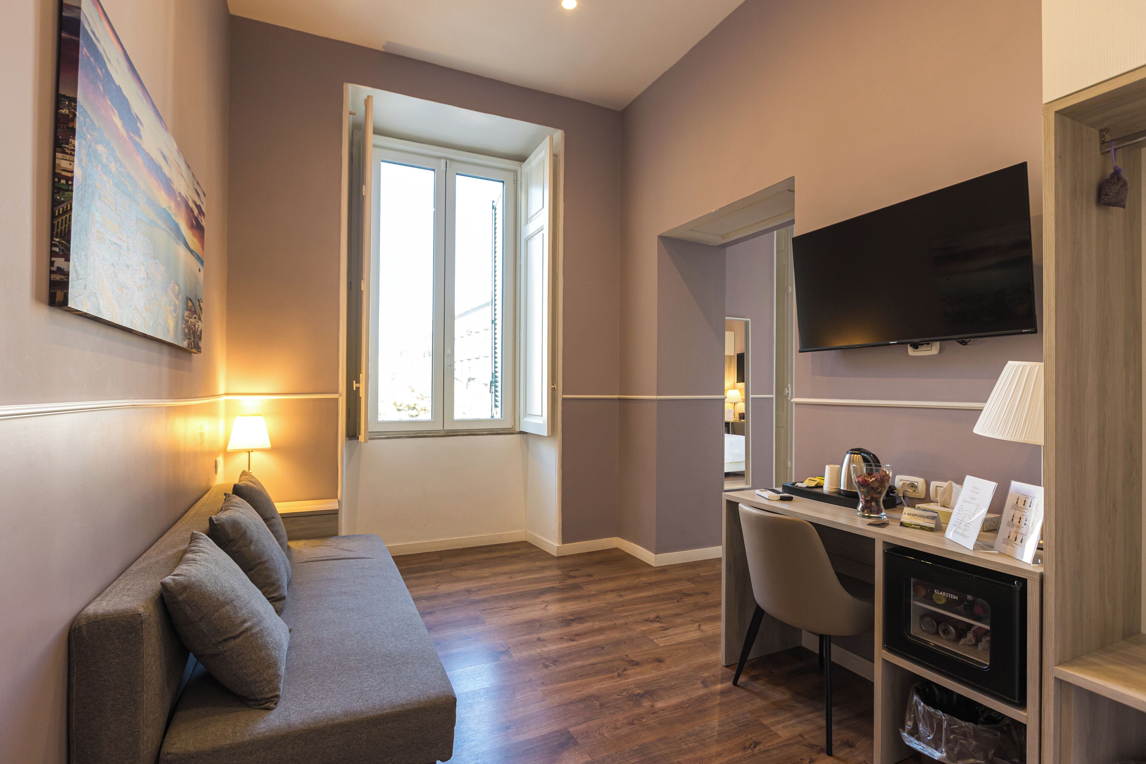 Suite | Minibar, coffres-forts dans les chambres, décoration personnalisée