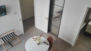 Flat-screen TV - Piano Nobile (Naples)