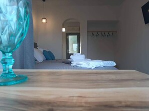 Minibar, sistema de insonorización, cunas gratuitas y wifi gratis 