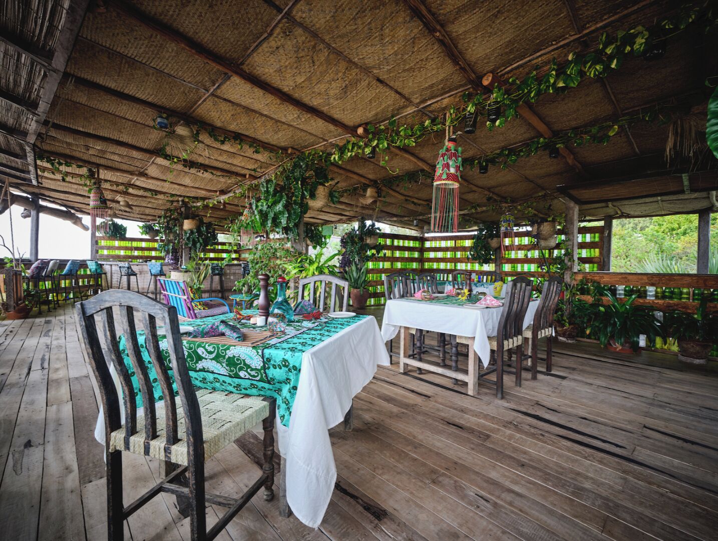 Breakfast, lunch, dinner served; local and international cuisine 