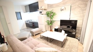 디럭스 하우스 (Detached house (11 people) CG -1) | 거실 공간