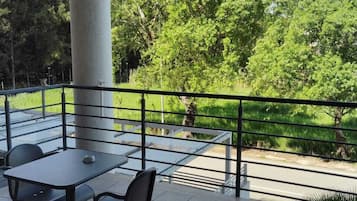 Chambre Supérieure | Terrasse/Patio