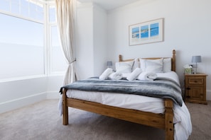 Deluxe Double Room, Sea View (Room 1) | Hypo-allergenic bedding, individually furnished, iron/ironing board - Ocean House (St Ives)