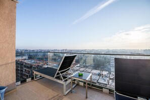 Luxury Apartment | Balcony - Luxury Westpark 2 Residence Lake View W2 (Bucharest)