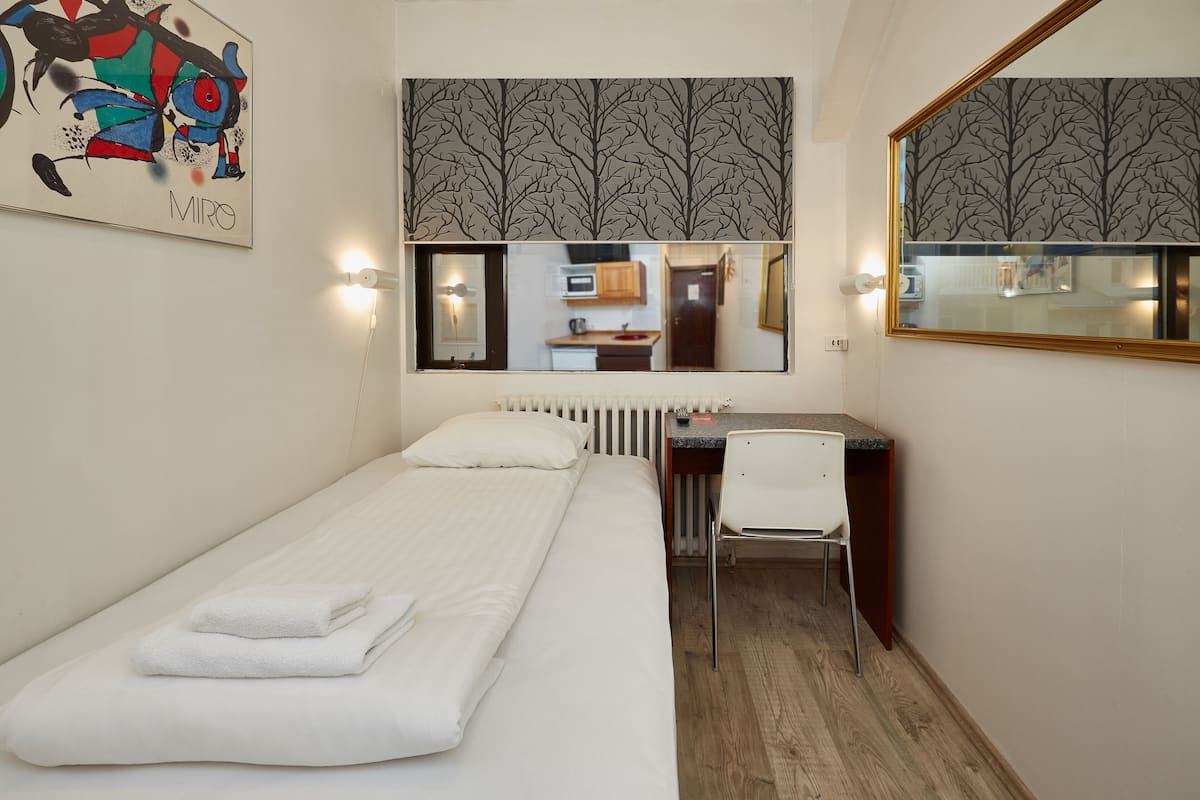 Chambre Simple, coin cuisine | Coin séjour