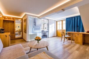 舒适公寓 | 起居区 | 平板电视