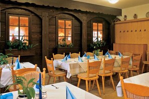 Daily buffet breakfast (EUR 20 per person)