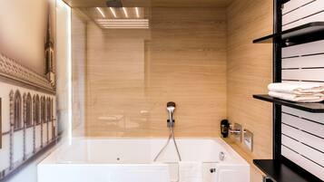 Comfort Apartment | Bathroom