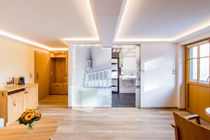 舒适公寓 | 起居区 | 平板电视