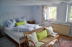 2 bedrooms