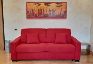 Smart TV, libri, stampante