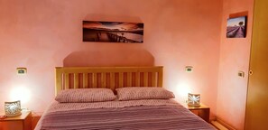 2 Schlafzimmer, Zimmersafe, Bügeleisen/Bügelbrett, Reisekinderbett