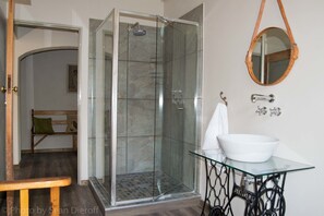 Departamento familiar | Baño | Amenidades de baño gratuitas y toallas 