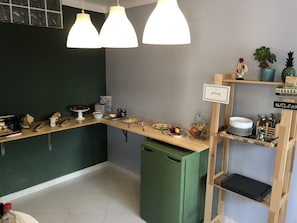 Breakfast buffet