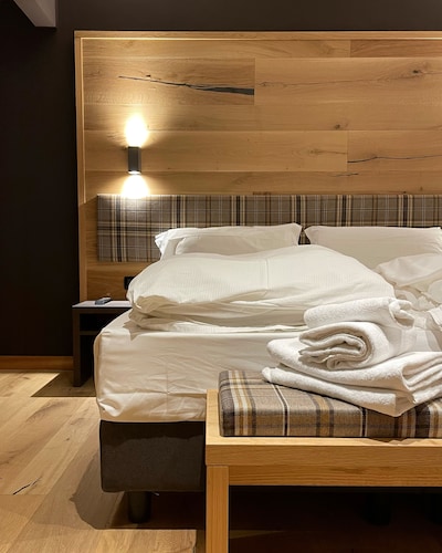 Hotel Sayonara