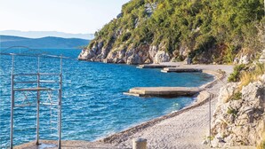 Beach nearby - Awesome apartment in Dramalj with sauna (Dramalj)