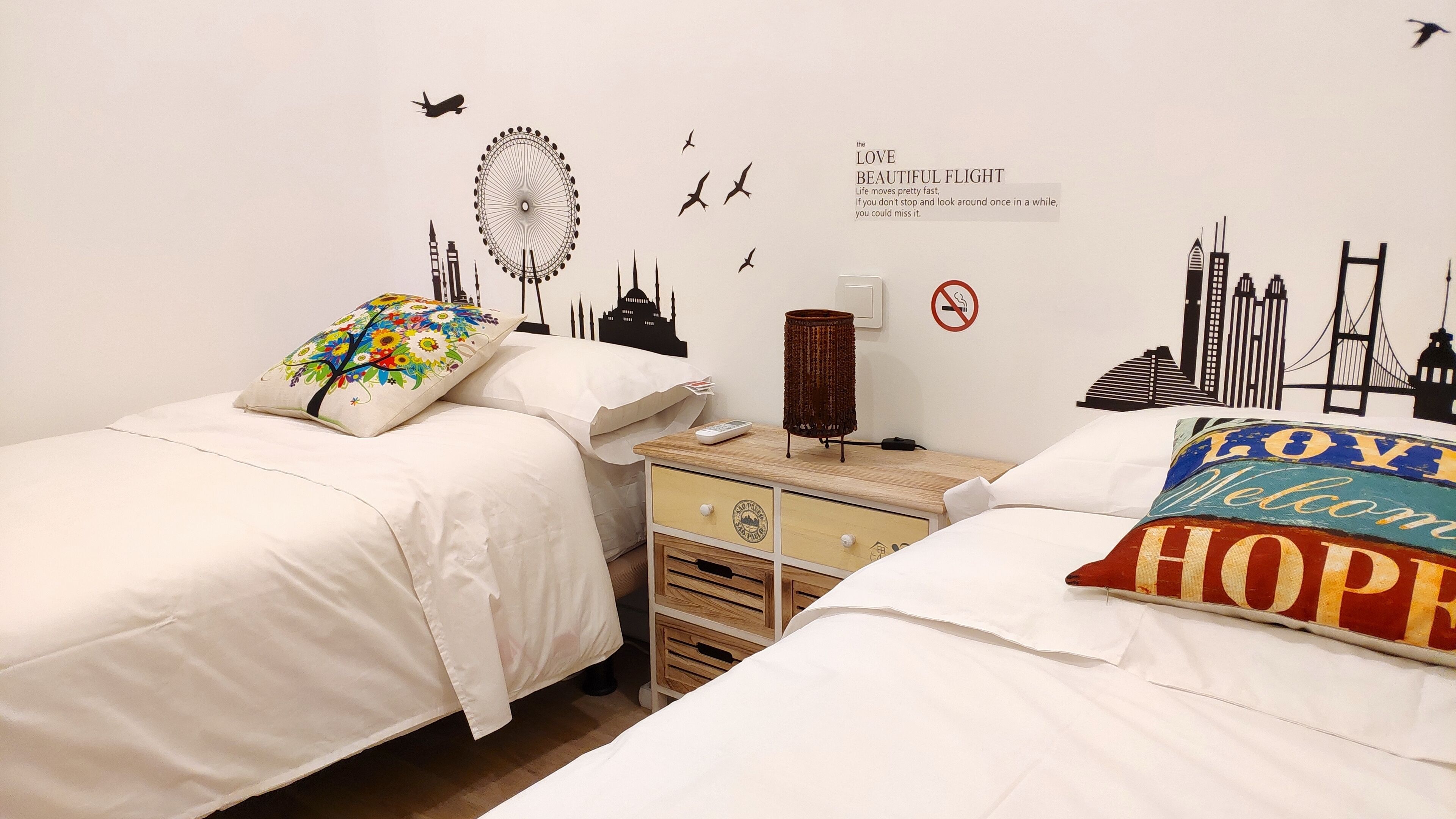 2 makuuhuonetta, silitysrauta/-lauta, Wi-Fi, vuodevaatteet