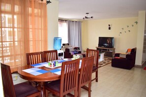 Dining - Joy Comfort Homestay (Syokimau)