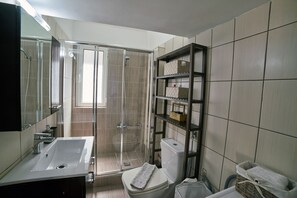 Bathroom - V&V Central & Elegant Apartment (Athens)