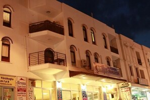 Front of property - evening/night - Denizci Pansiyon (Kas)