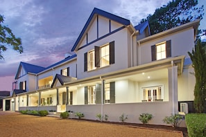 Exterior - Stellenbosch Manor (Stellenbosch)