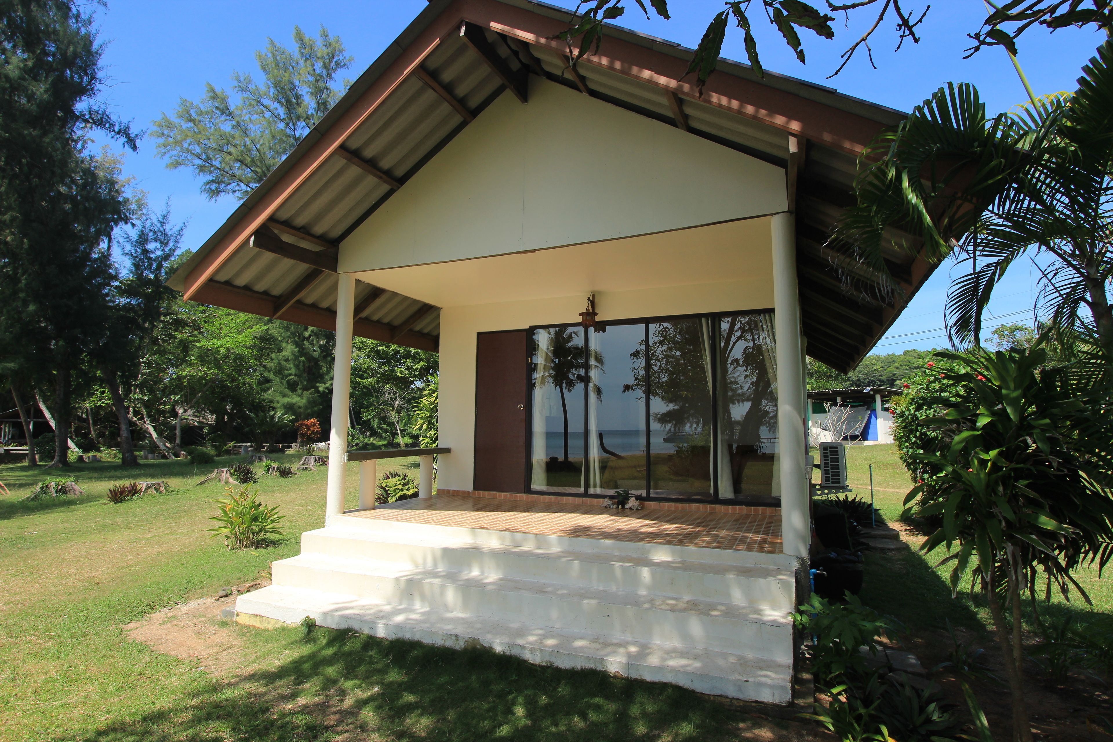 Superior Room, 2 Queen Beds | Free WiFi, bed sheets