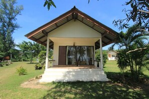 Exterior - T.K. Beach Resort Koh Mak (Ko Mak)