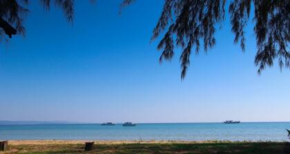 T.K. Beach Resort Koh Mak