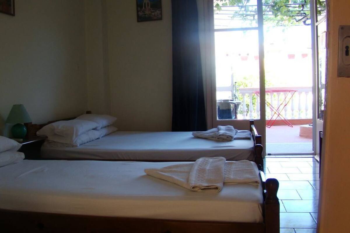 Soundproofing, free cots/infant beds, free WiFi, bed sheets