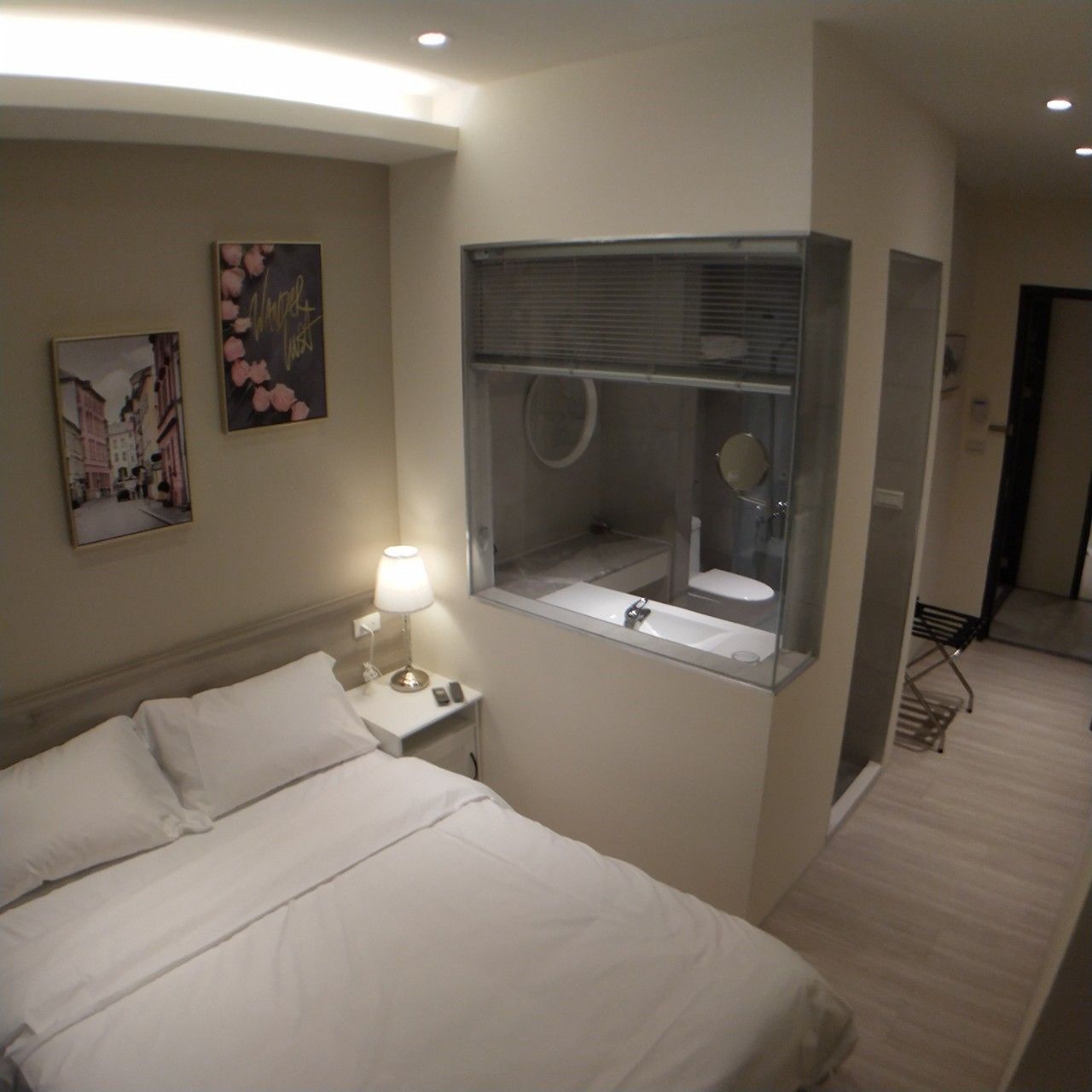 comfort double room | soundproofing, free wifi, bed sheets, wheelchair access