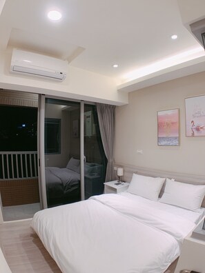 Comfort Double Room - Shine Residence (Taichung)