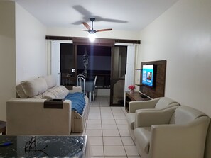 تلفزيون ذكي