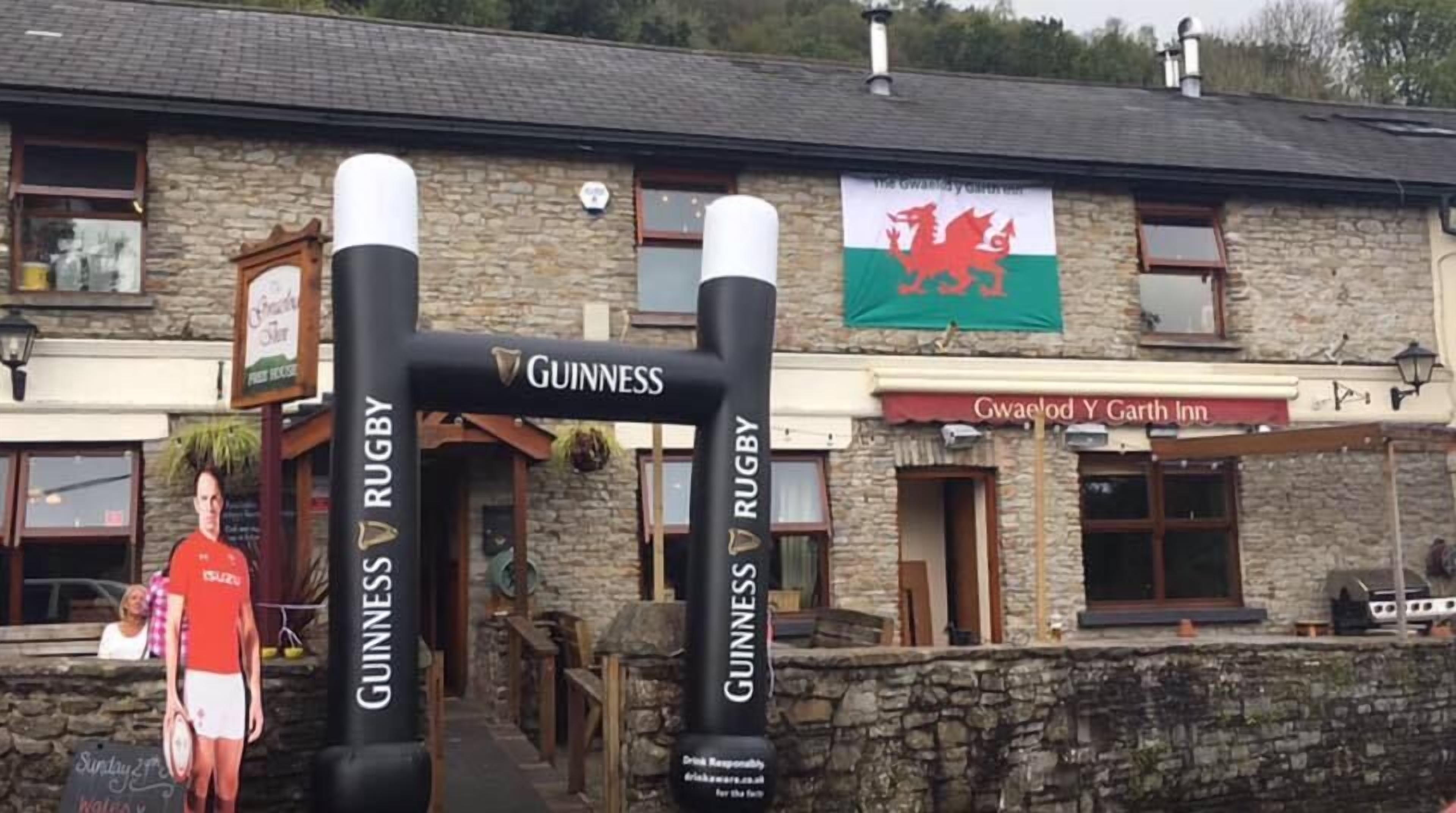 Photo - The Gwaelod y Garth Inn