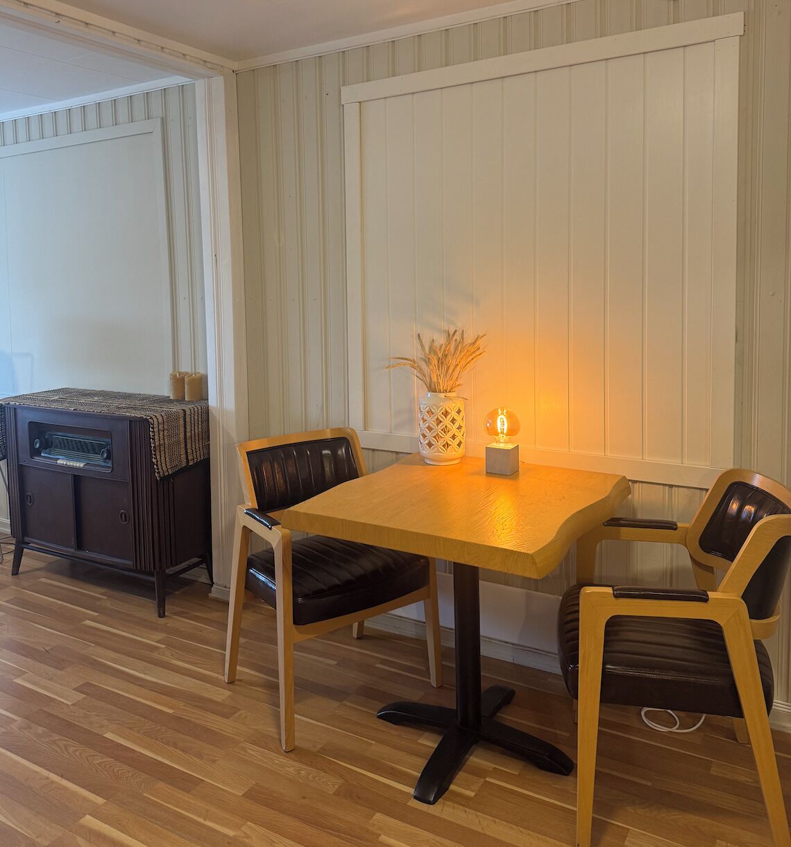 Economy Double Room, Mixed Dorm, Shared Bathroom | WiFi (free), bed sheets