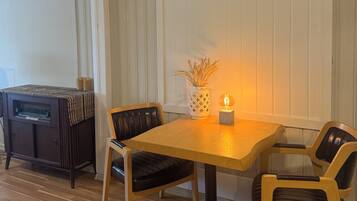Economy Double Room, Mixed Dorm, Shared Bathroom | WiFi (free), bed sheets