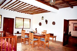 In-room dining - Fabio House (Diani Beach)