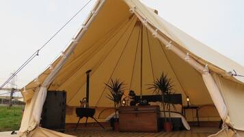 Telt – premium (Bell Tent Buzzard) | Sengetøy av topp kvalitet, individuelt dekorert og individuelt innredet