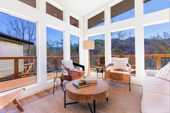 リビング エリア