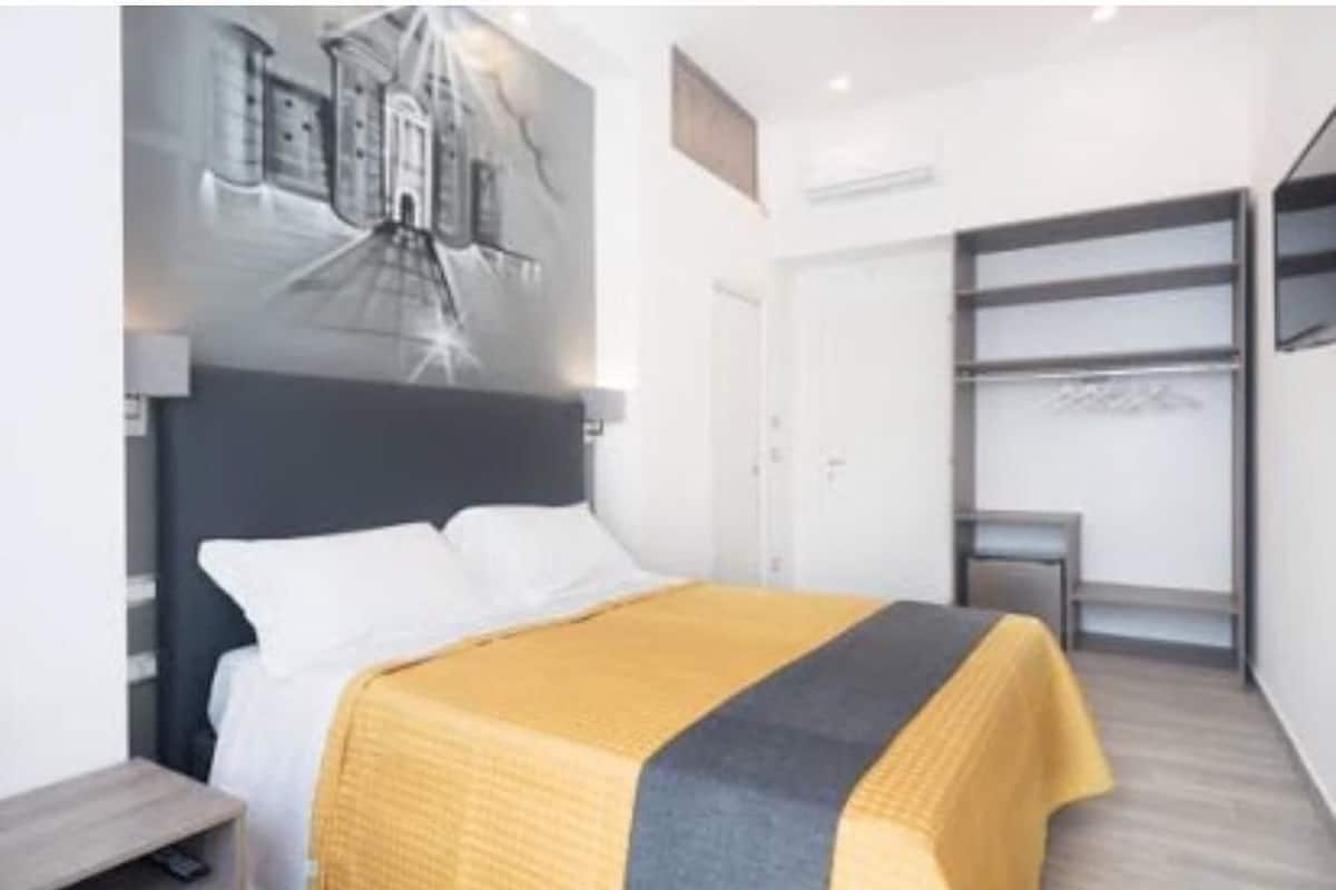Double or Twin Room, City View | Minibar, desk, soundproofing, iron/ironing board (on request)