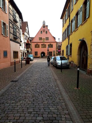Estacionamiento en la propiedad 