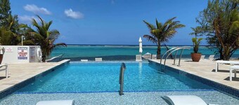 GRAND ÅBENESPECIAL - FEB OG MARS - MÆRK NY BED OG BREAKFAST!