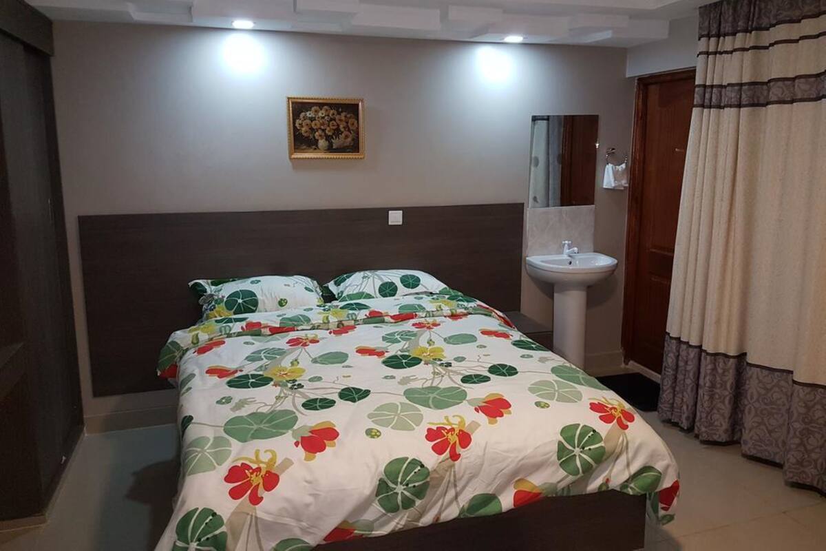 Premium bedding, memory-foam beds, desk, free WiFi