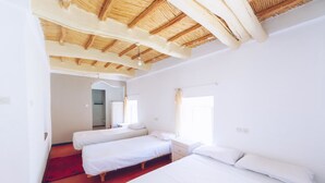 Triple Room - Monkey Finger House (Ait Sedrate Jbel El Soufla)