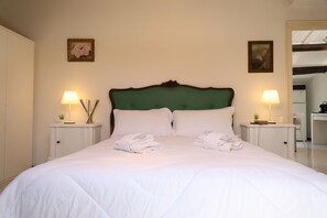 Apartment, 2 Schlafzimmer | 2 Schlafzimmer, kostenlose Babybetten, kostenloses WLAN, Bettwäsche