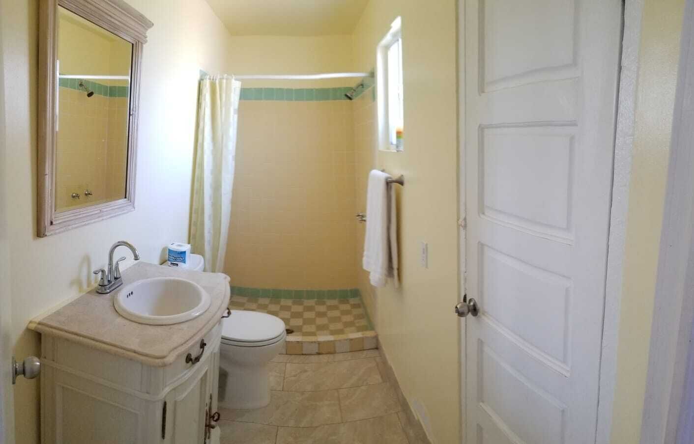 Bruser, håndklæder, Toiletpapir