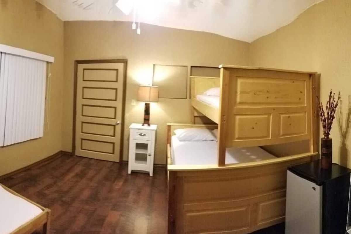 Family Room | 1 bedroom, iron/ironing board, free WiFi, bed sheets