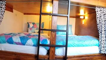 Standard Shared Dormitory | 1 bedroom, iron/ironing board, free WiFi, bed sheets