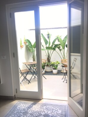 Ngoại thất